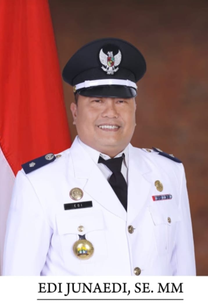 Foto EDI JUNAEDI,SE.,MM